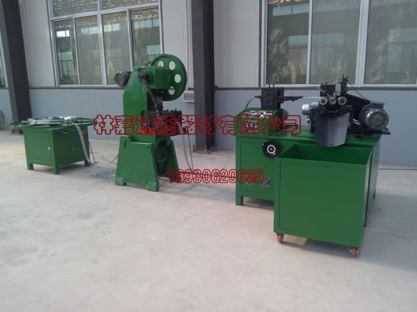 旋裝濾中心管卷圓機(jī)002